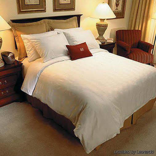 Hotel I-64 Richmond Dumbarton Exteriör bild